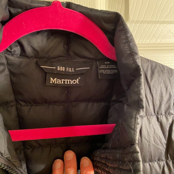 SOLD- Marmot Black Puffer 600-Fill Womens - Picture 10 of 10